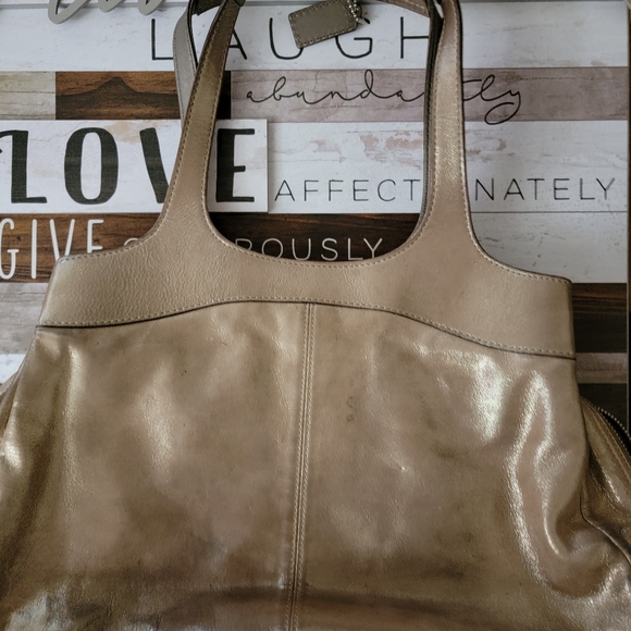 Gold Coach Hobo - Picture 2 of 9